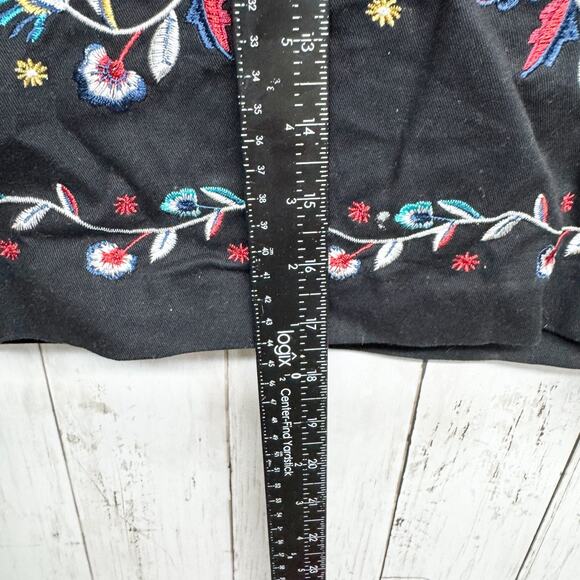 New Look Skirt Women Size 4 Black Multicolor Embroidered Pattern Mini Side Zip - Picture 5 of 6